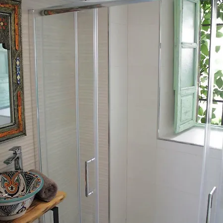 Puertas Del Albaicin *