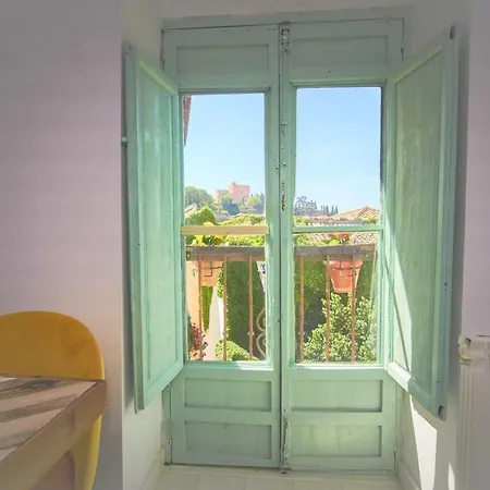 Puertas Del Albaicin Apartman *