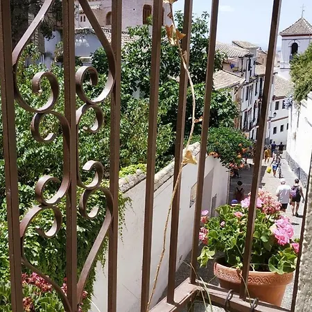 Puertas Del Albaicín